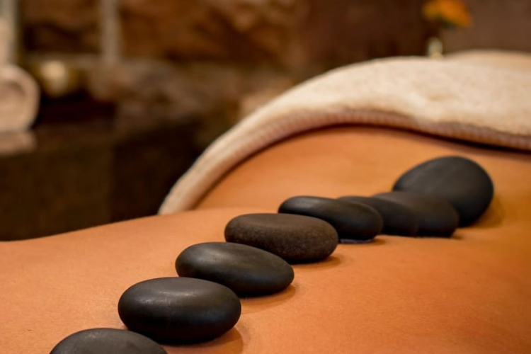 HOT STONE TREATMENT